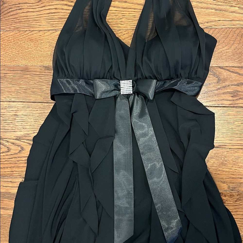 DJ-JAZ Elegant Black Halter Evening Flowy Gown